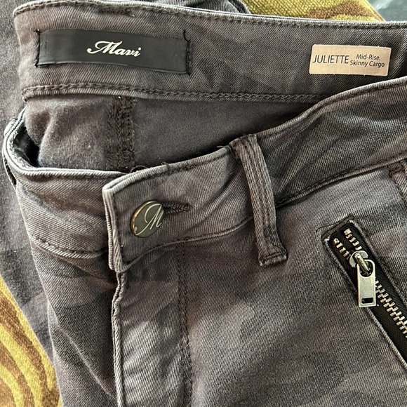 Bundle of Jeans Mother, Mavi and Maje. - Picture 11 of 16